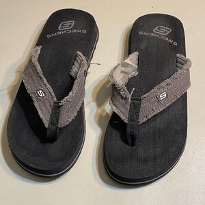 Skechers Black and Gray Men's Flip Flops